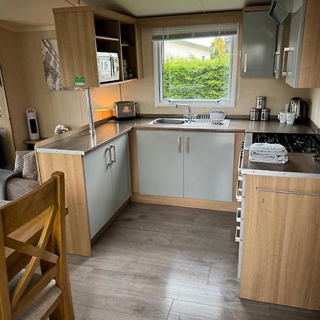 Prestige Static Caravan On 5 Star Holiday Park Cheswick  Esterno foto